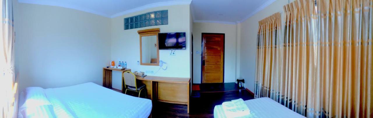 Inle Strand Hotel Nyaungshwe Township Exterior photo