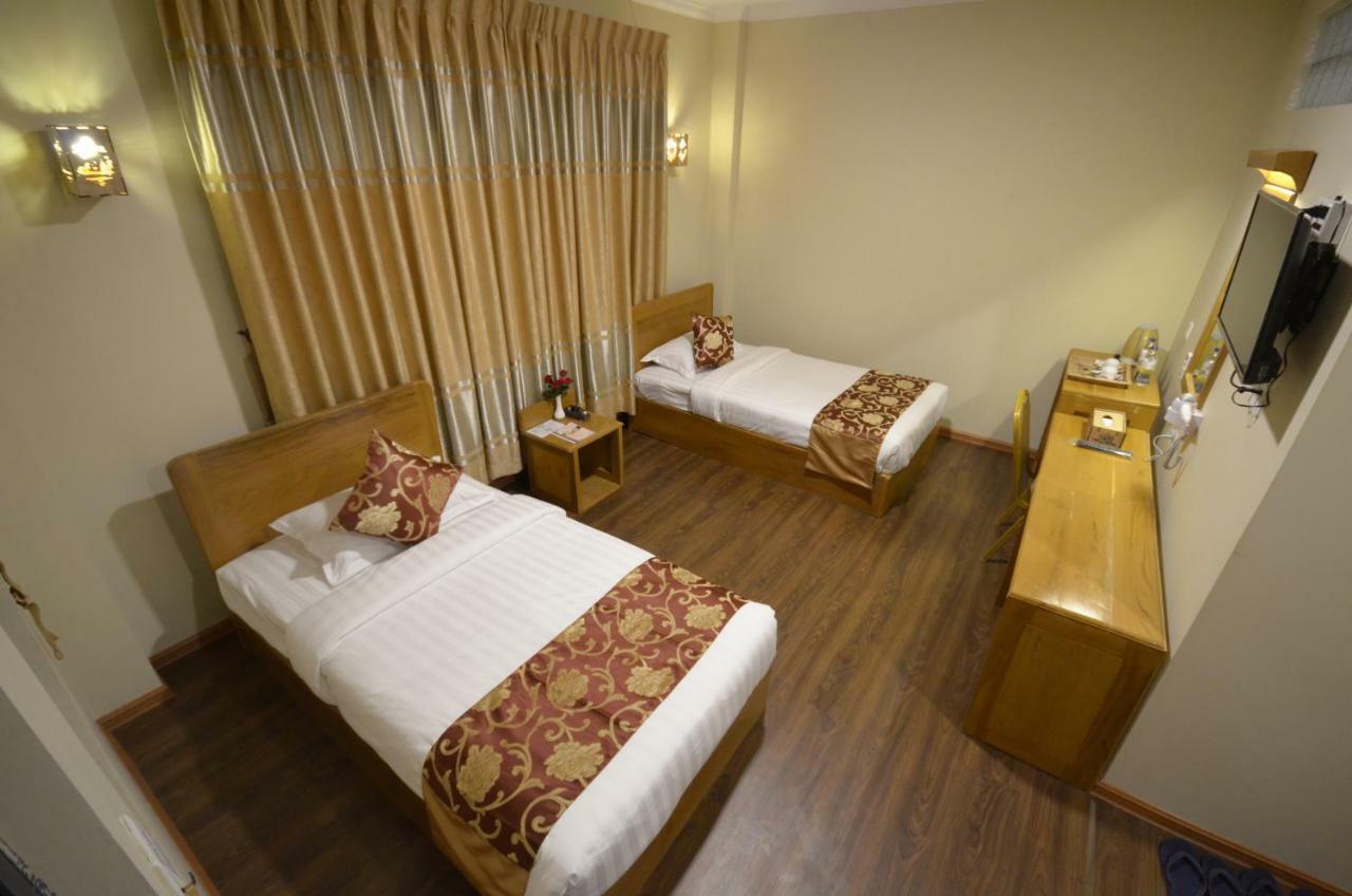 Inle Strand Hotel Nyaungshwe Township Exterior photo