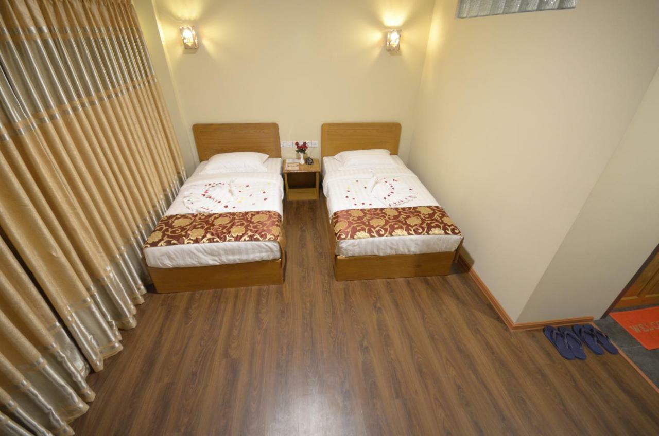 Inle Strand Hotel Nyaungshwe Township Exterior photo